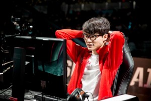 faker-msi-chair